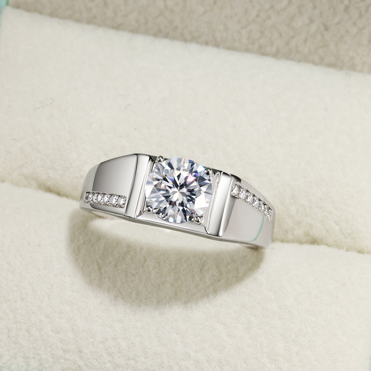 S925 Sterling Silver Men's Single Stone Moissanite Ring | 1CT, Gold & White Gold