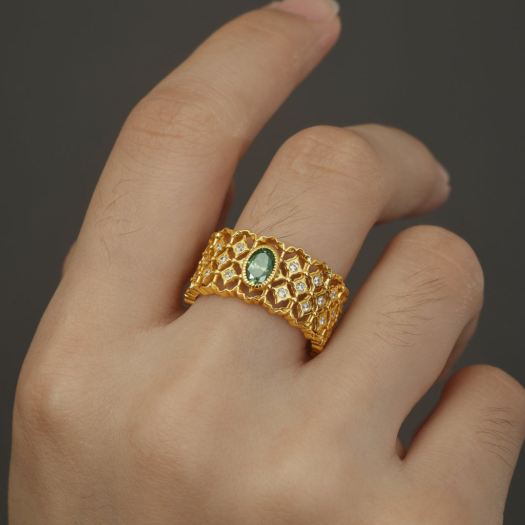 S925 Sterling Silver Green Moissanite Lace Ring | Vintage Luxury